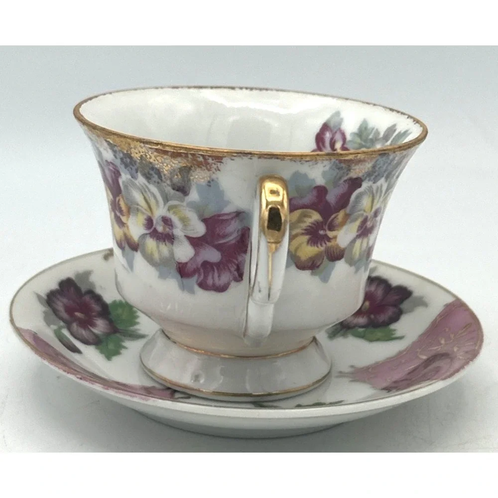 Vintage‎ Hand-Painted Floral Porcelain Teacup & 4 3/4